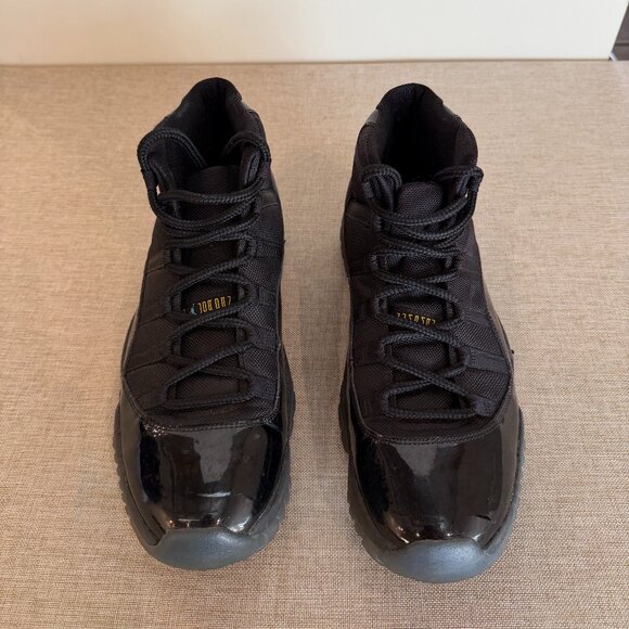 Air Jordan 11 \